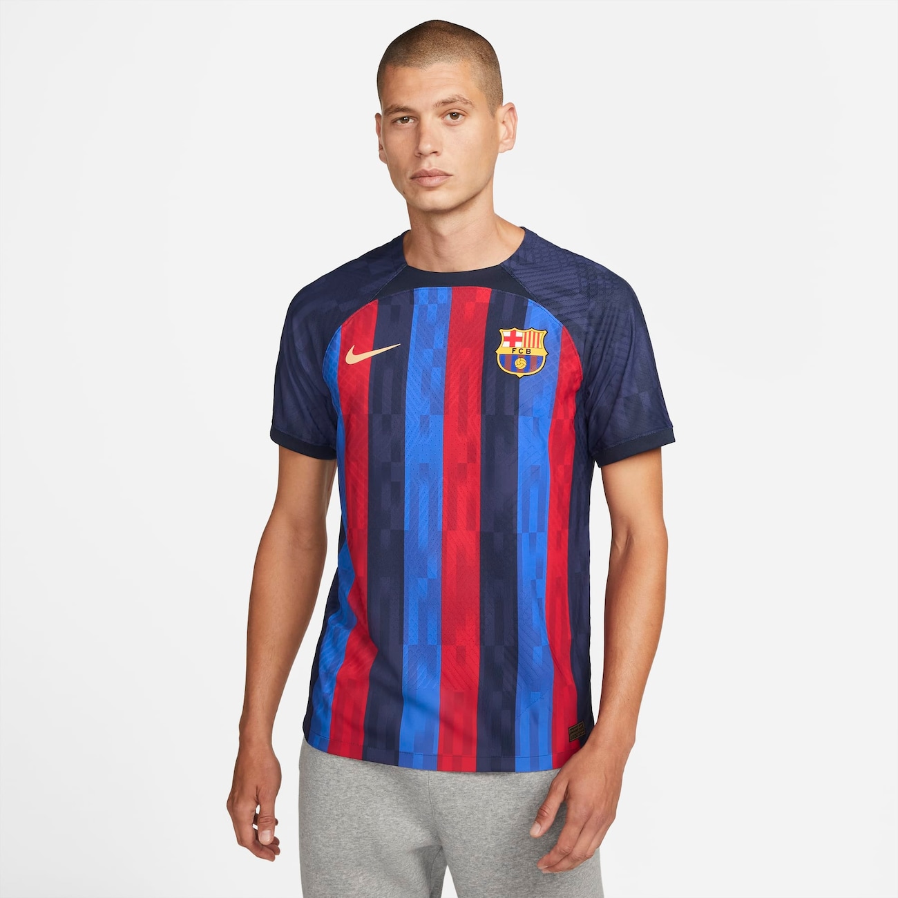 Camisa Nike Barcelona I 2022 2023 Jogador Masculina Escorrega o Preço