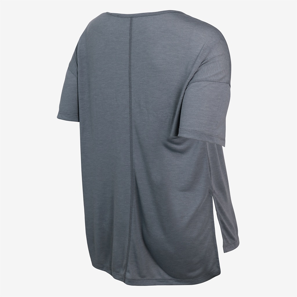 Plus Size - Camiseta Nike Yoga Feminina - Foto 2