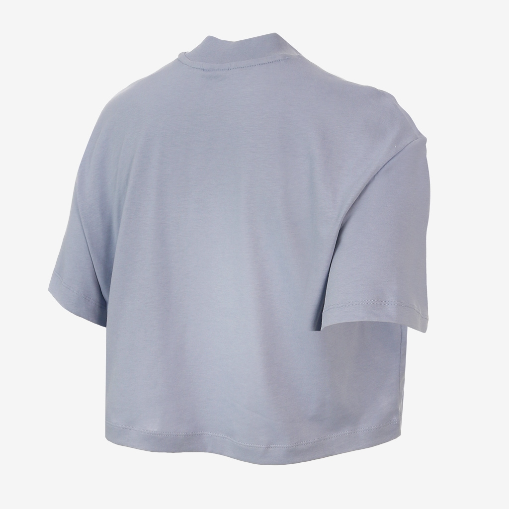 Camiseta Nike Sportswear Essential Feminina - Foto 2