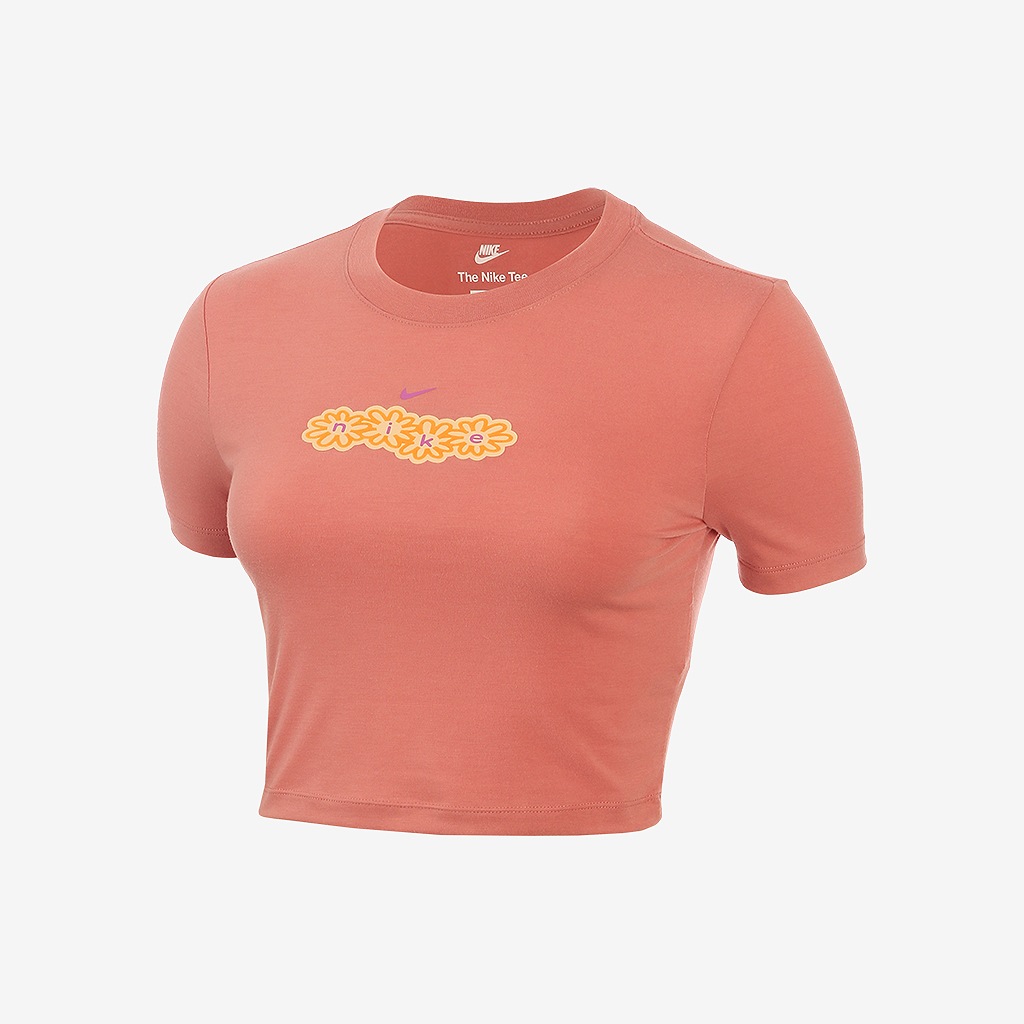 Camiseta Nike Sportswear Feminina - Foto 1