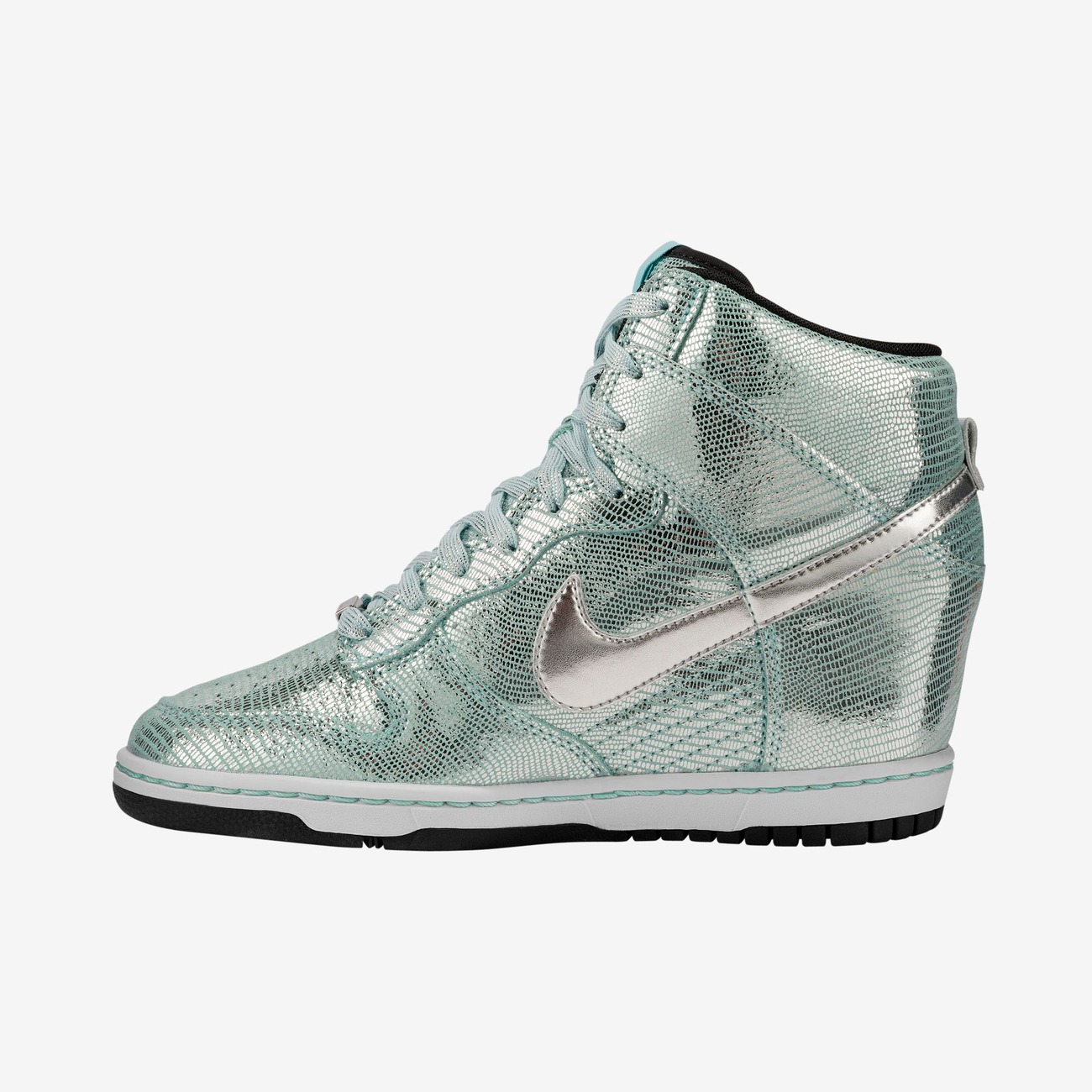 Nike sky cheap hi silver