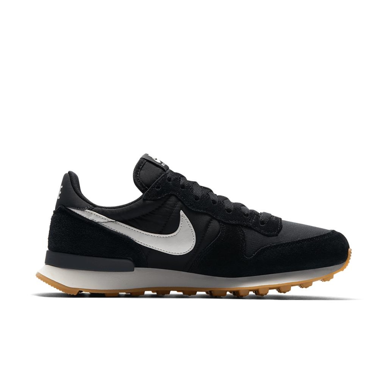 Nike internationalist best sale sneaker women's