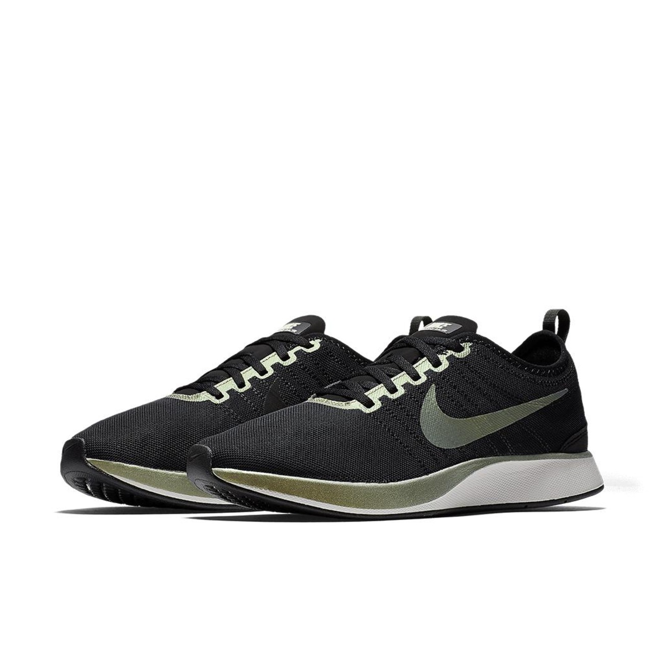 Nike dualtone racer black and sale gold