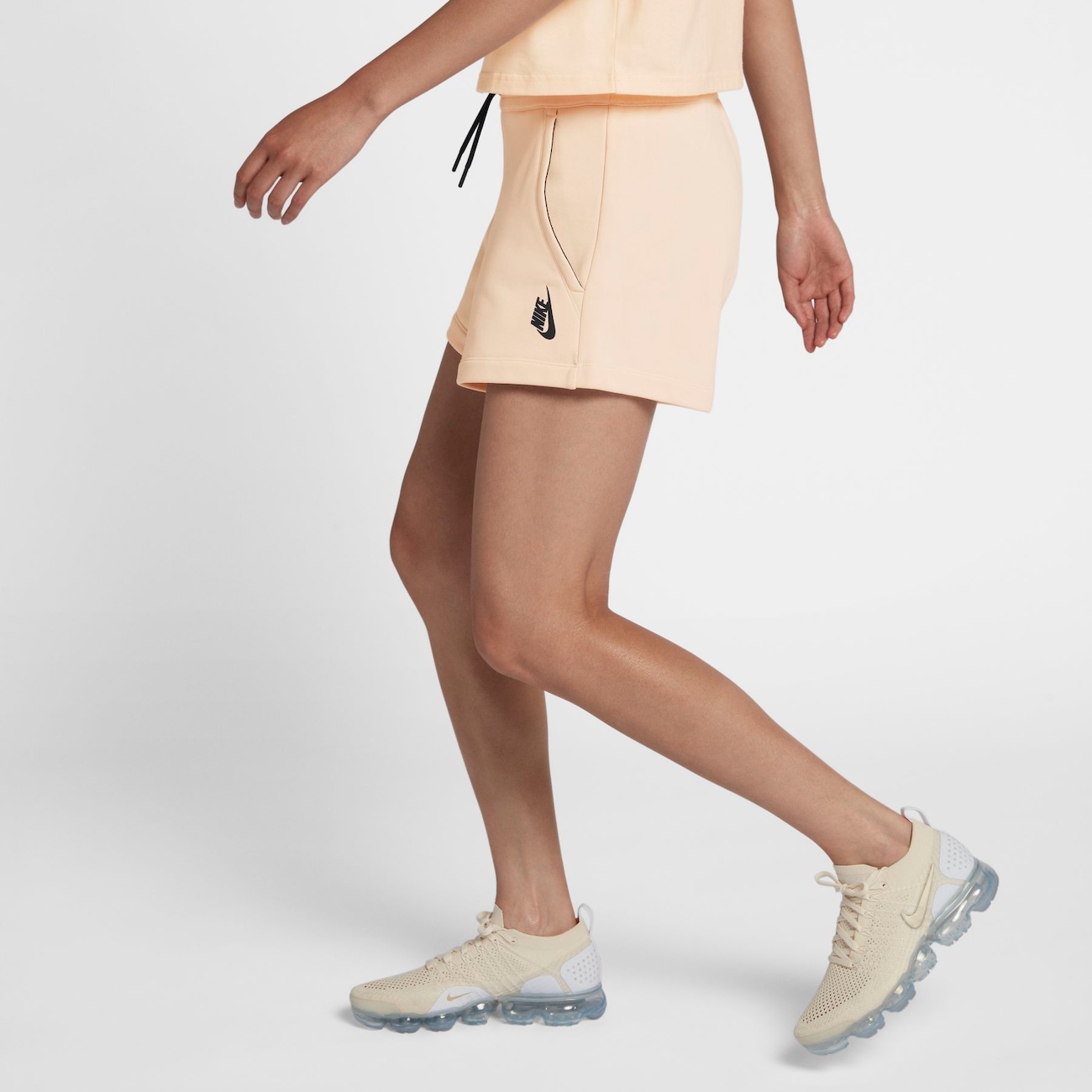 Nikelab collection store women's fleece shorts