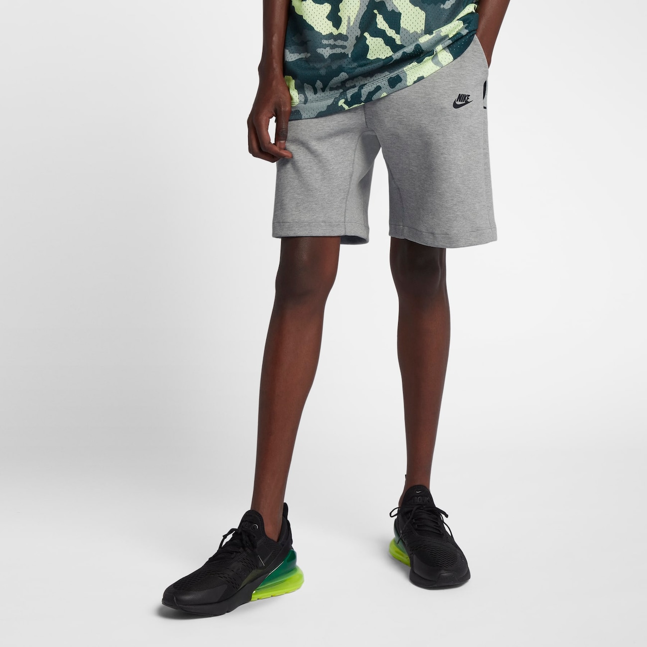 Nike nsw tech fleece 2025 shorts