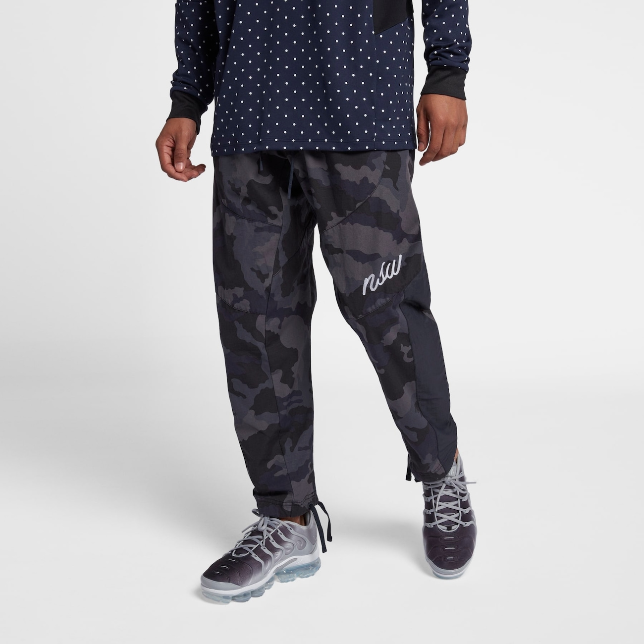 Cala Nike Sportswear Camo Jogger Masculina - Nike