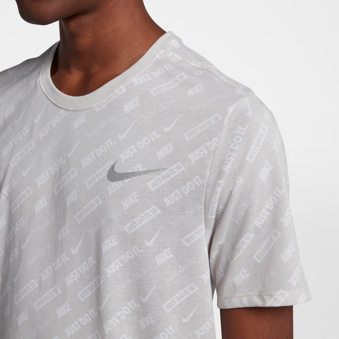 Camiseta Nike Dri-Fit Masculina - Foto 3