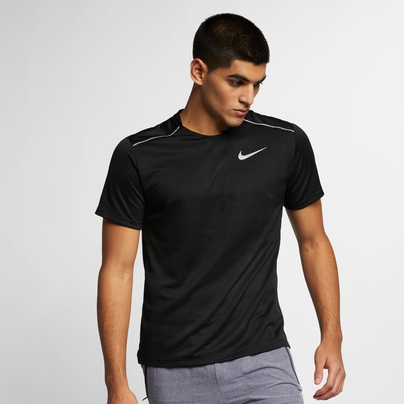 Camiseta Nike Dri-FIT Miler Masculina