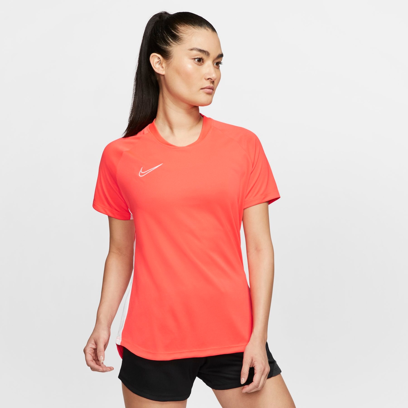 Camiseta Nike Dri-FIT Academy Feminina - Nike