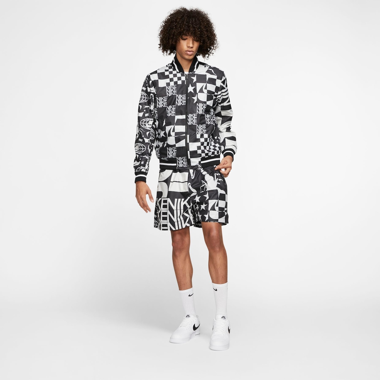 ▼NIKE SPORTSWEAR AOP SCOPE JKT ▽NIKE SPORTSWEAR AOP SCOPE JKT