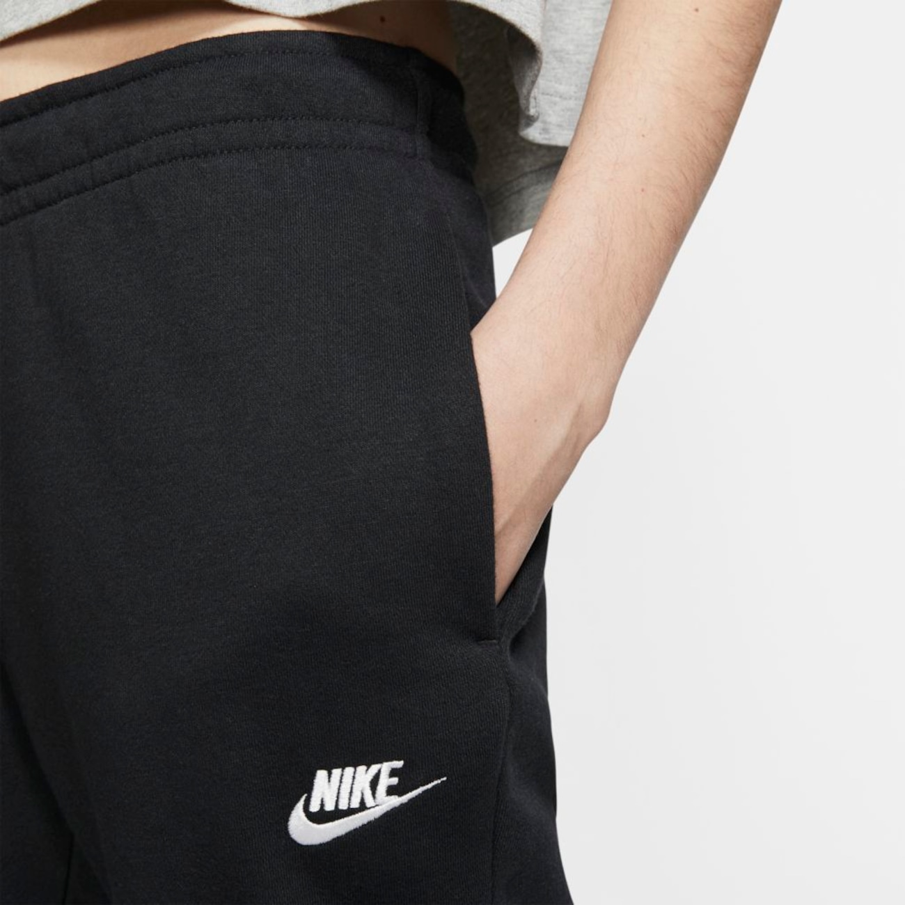 Calça Nike Sportswear Essential Feminina - Foto 3