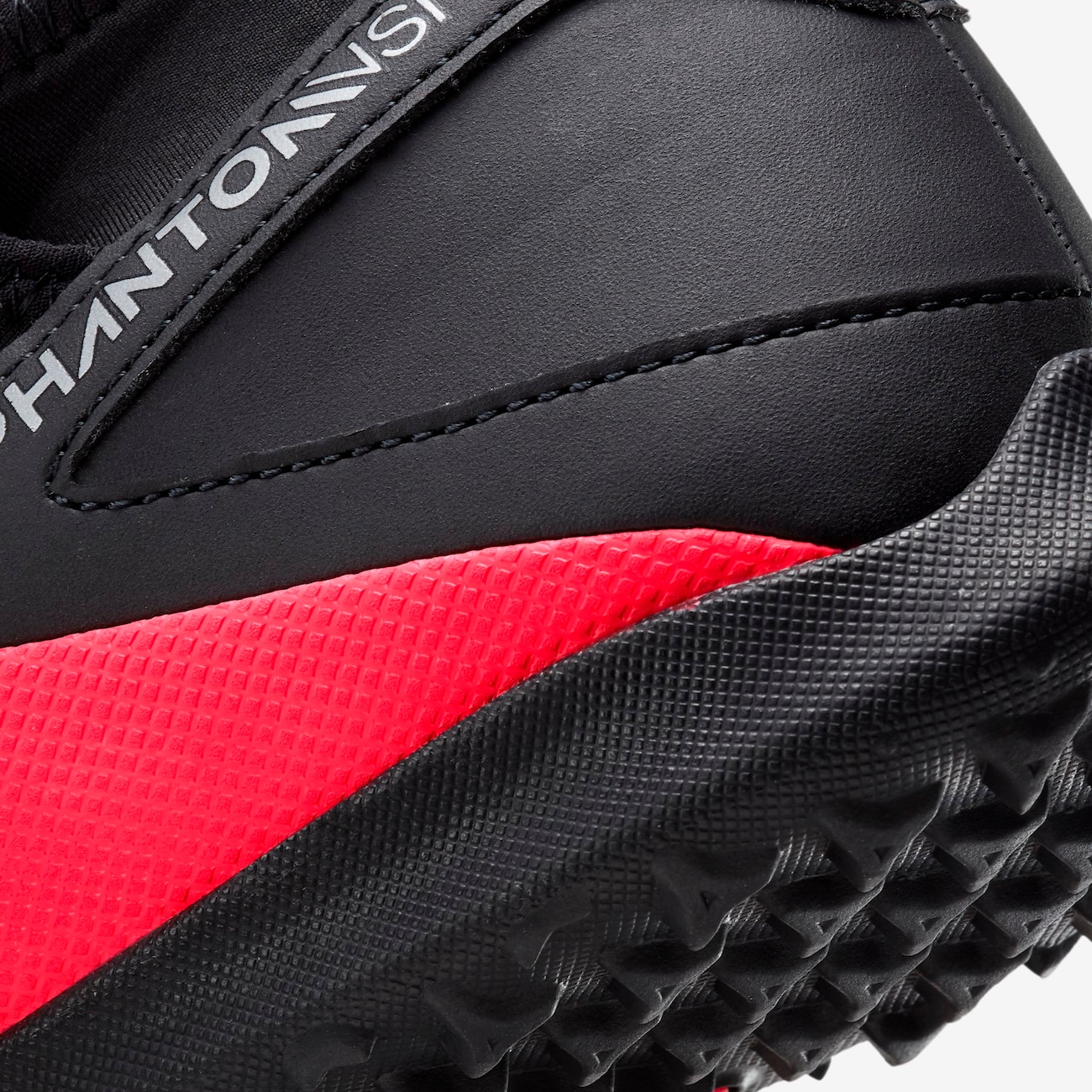 Chuteira Nike Phantom Vision Club Society Nike