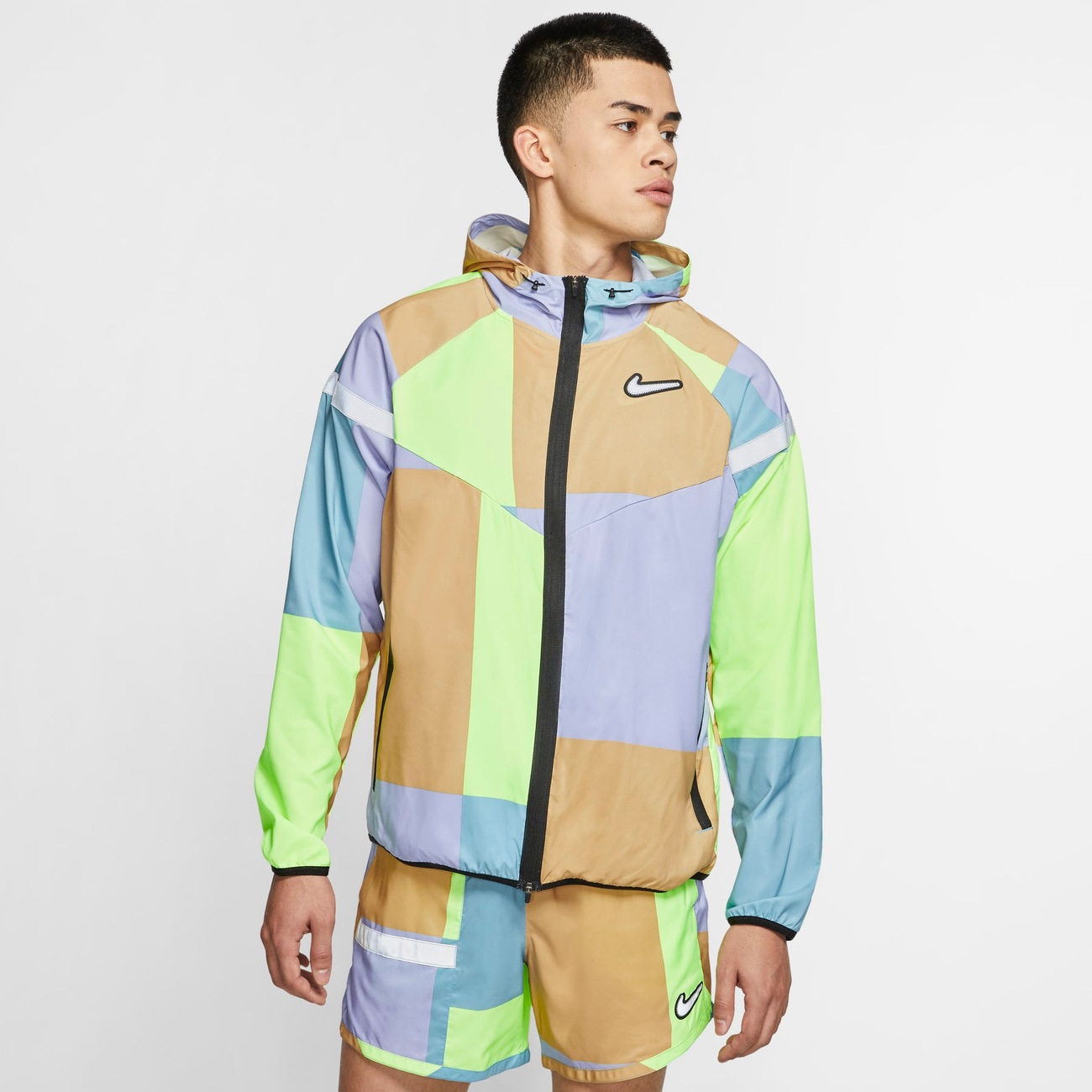 Nike wild run hot sale windrunner