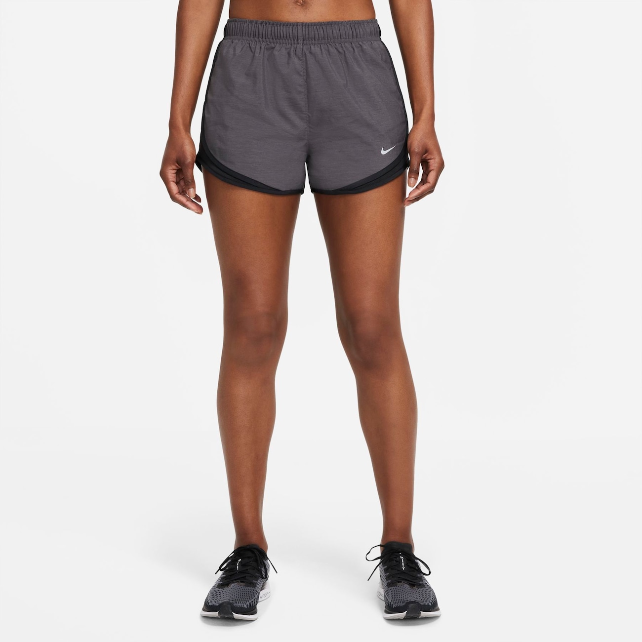 Shorts Nike Tempo Feminino