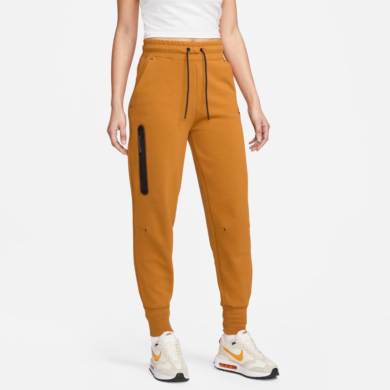 Calça Nike Sportswear Tech Fleece Feminina