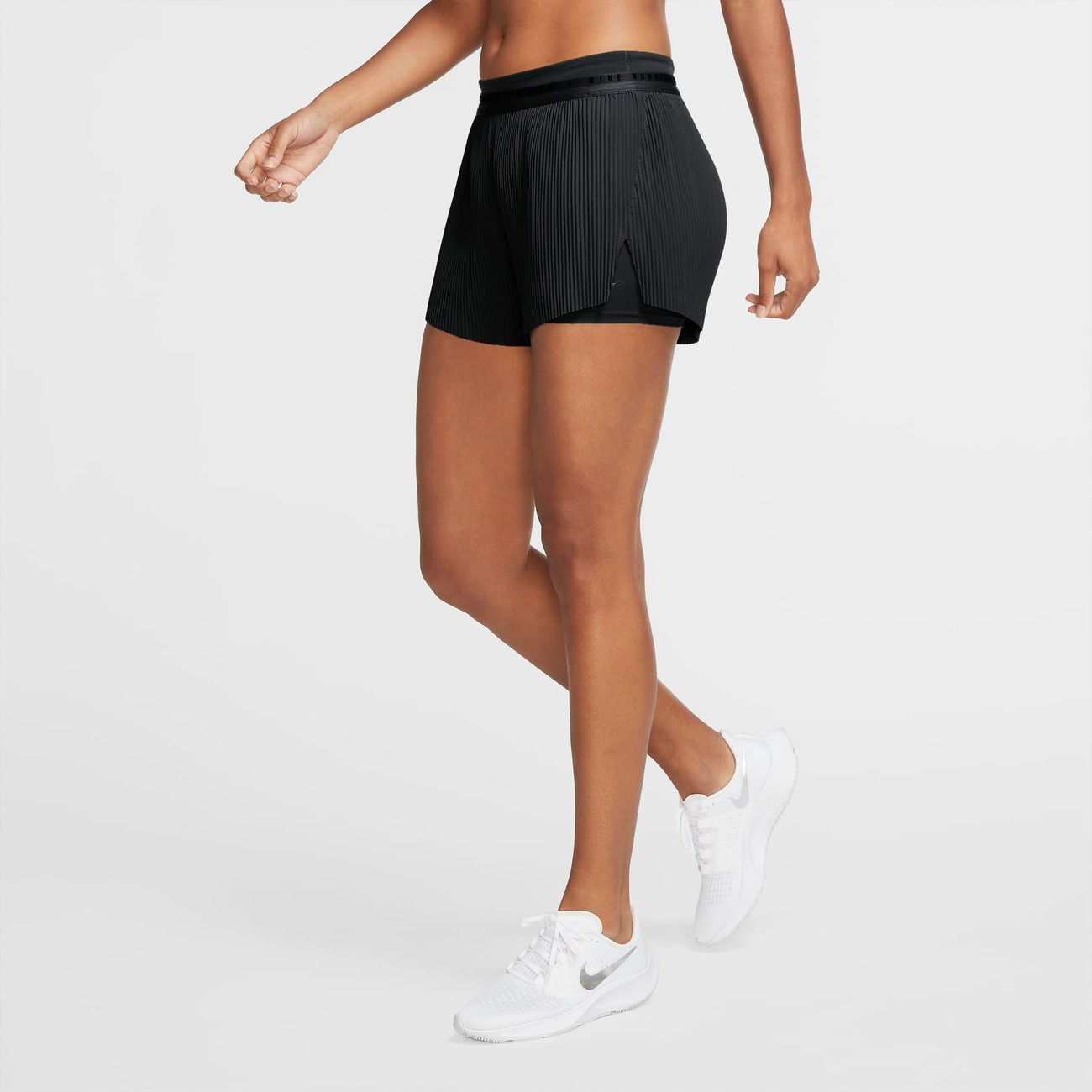 Nike run cheap division shorts