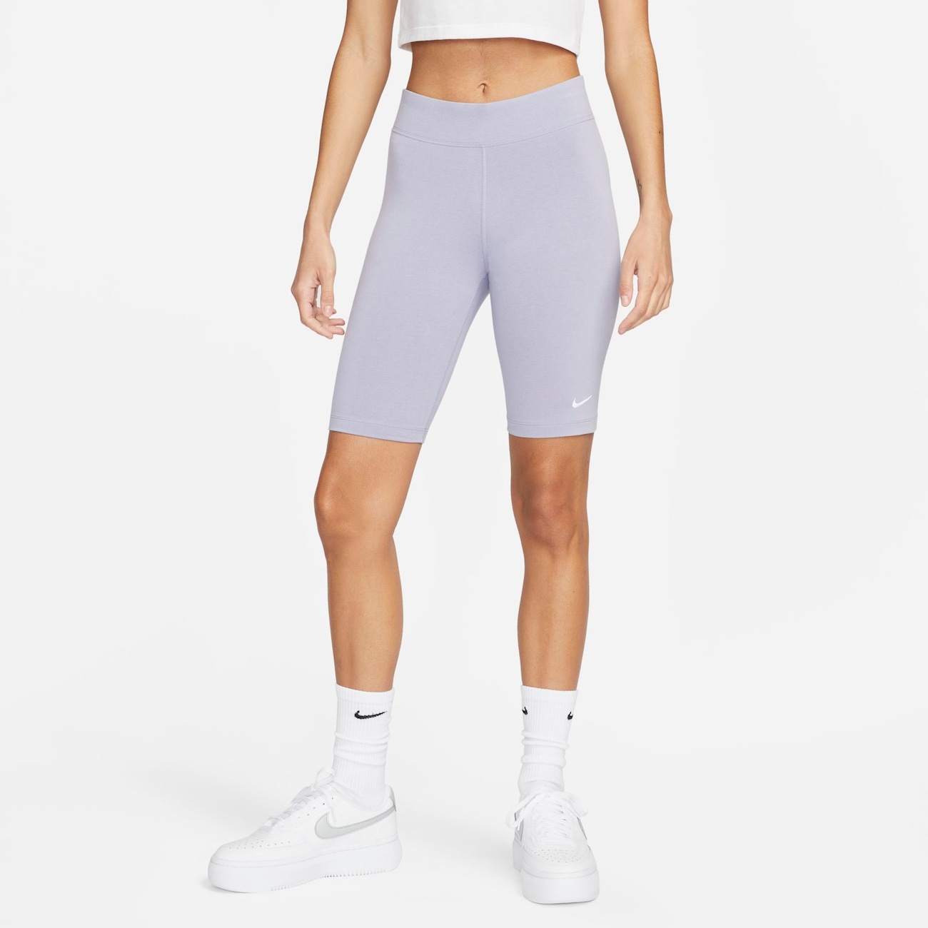 Nike Sportswear Essential-cykelshorts (25,5) cm med mellemhøj talje til kvinder - lilla