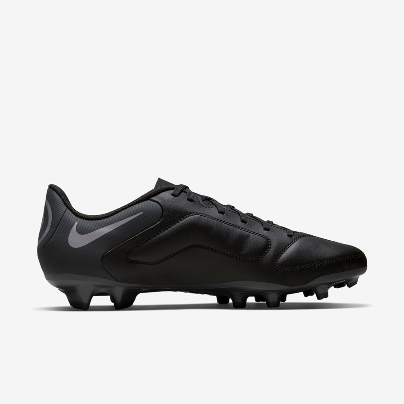 Chuteira Nike Tiempo Legend 9 Club Campo - Nike