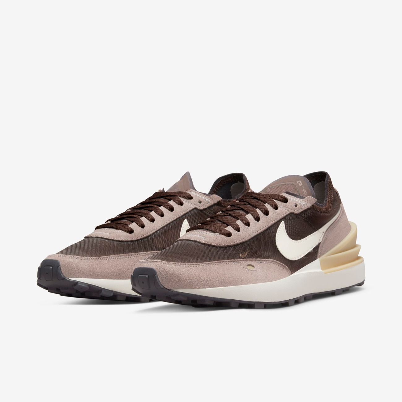 nike waffle ones natural