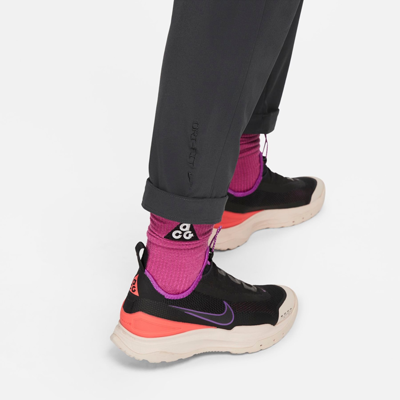 Legging Nike Dri-FIT ADV ACG New Sands Feminina da Nike com menor preço -  Melhor Comprar