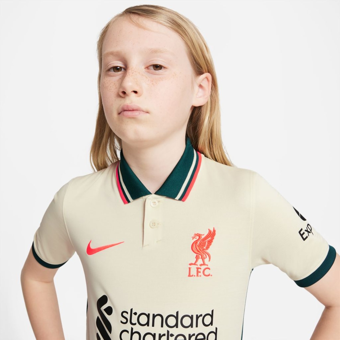 Camisa Liverpool II 21/22 Marfim - Feminina Baby Look - Nike