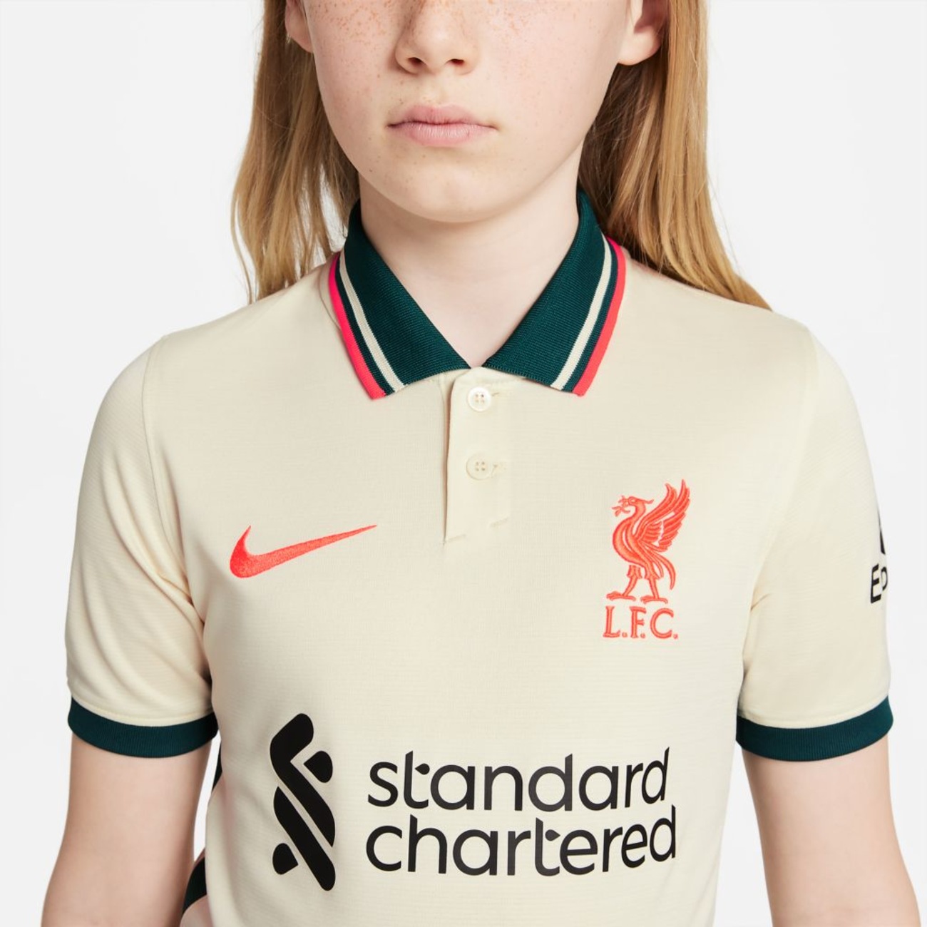 Camisa Liverpool II 21/22 Marfim - Feminina Baby Look - Nike