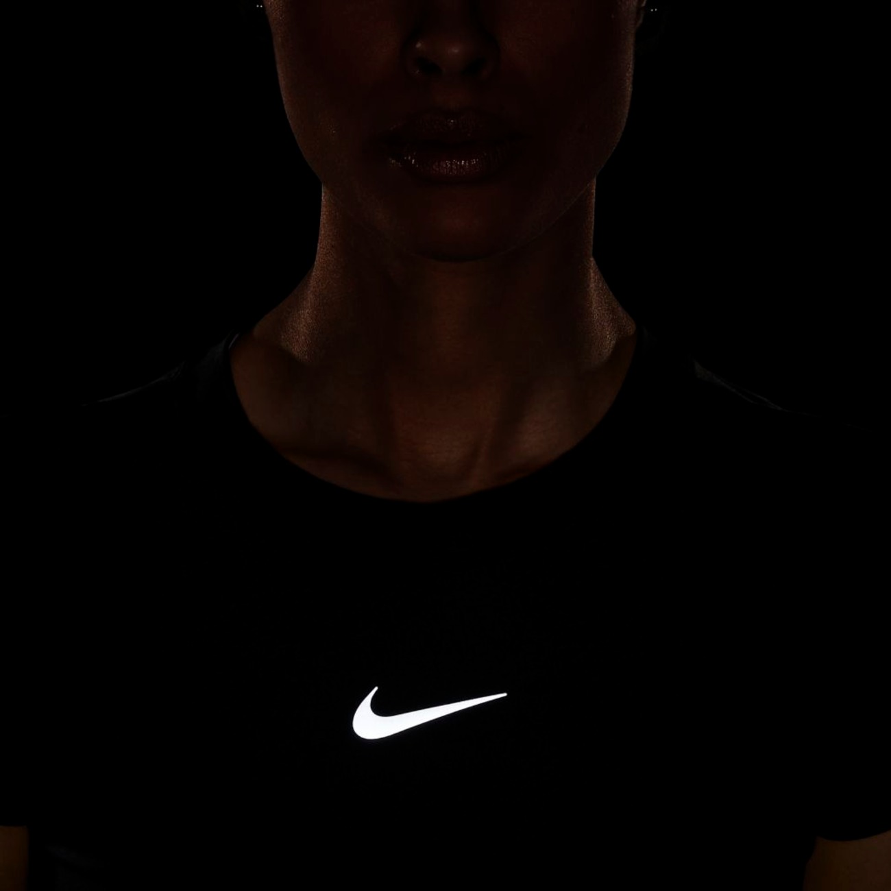Camiseta Nike Dri-FIT Run Division Feminina - Foto 4