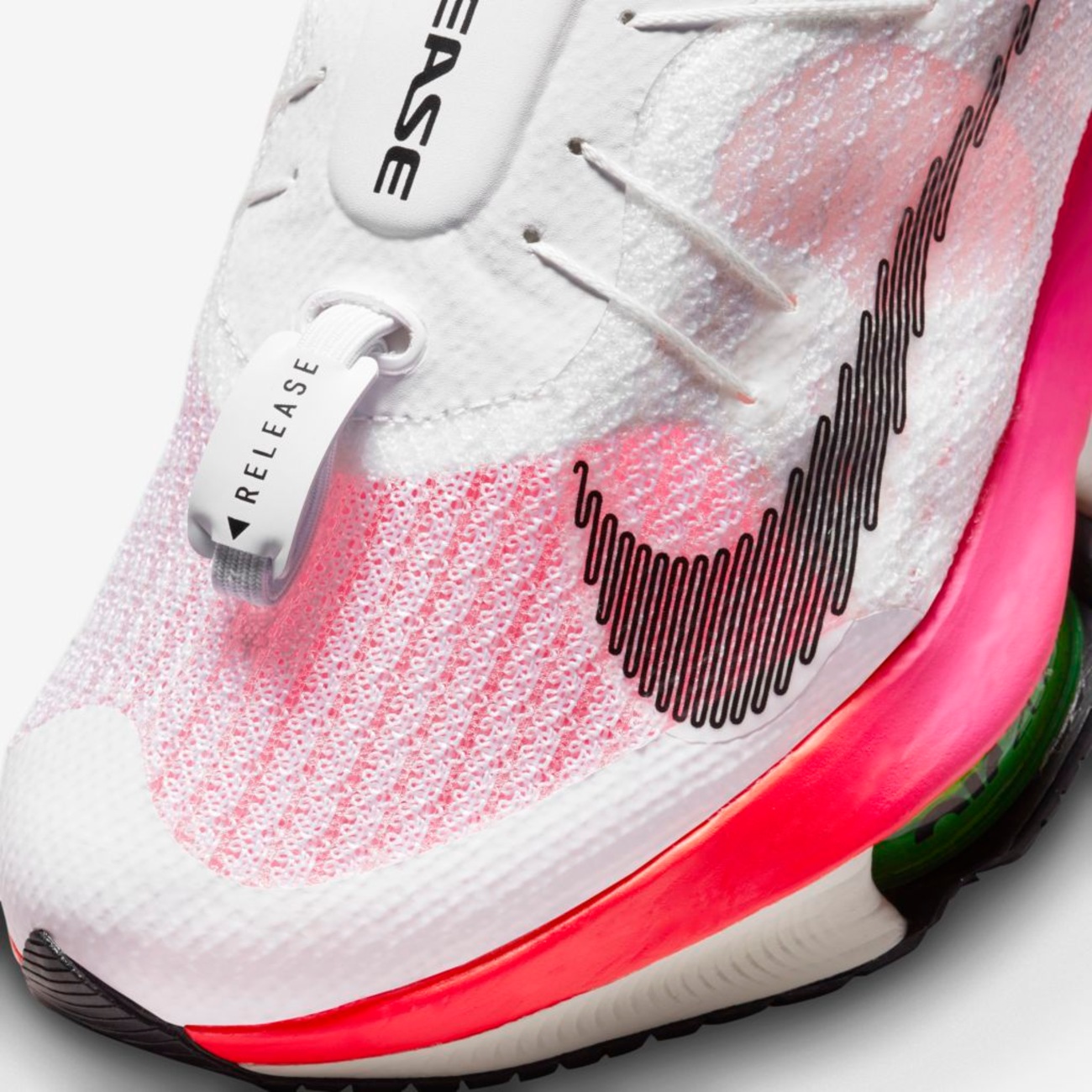 Tênis Nike Air Zoom Tempo Next% FlyEase Masculino - Nike