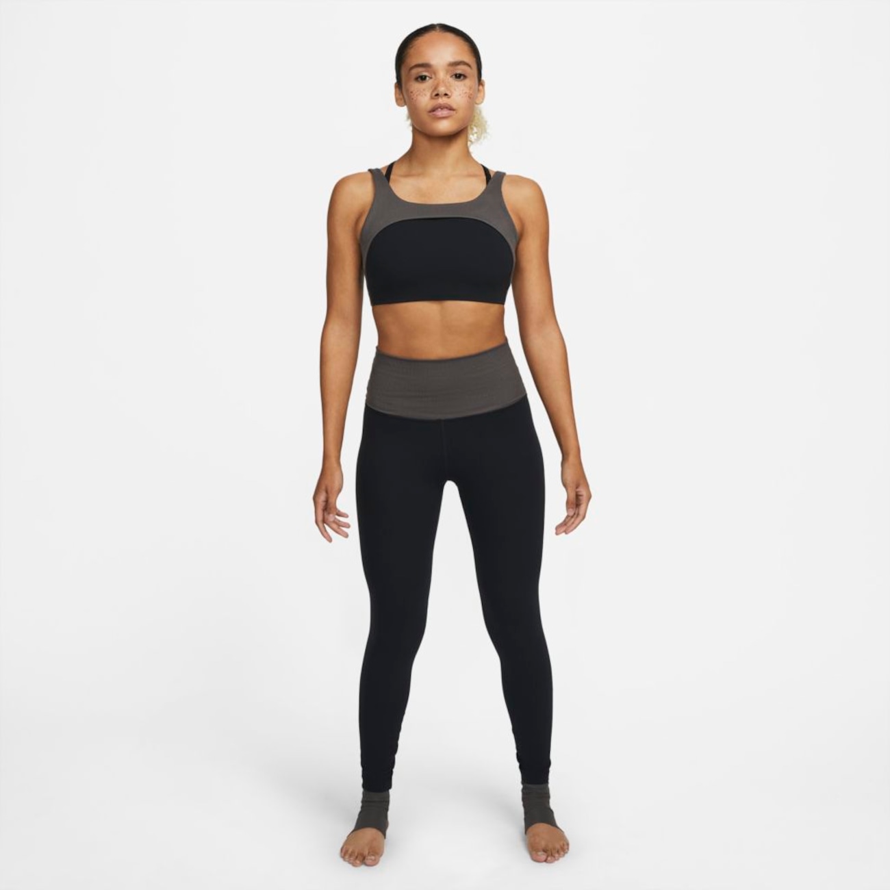 Top Nike Yoga Indy Feminino - Nike