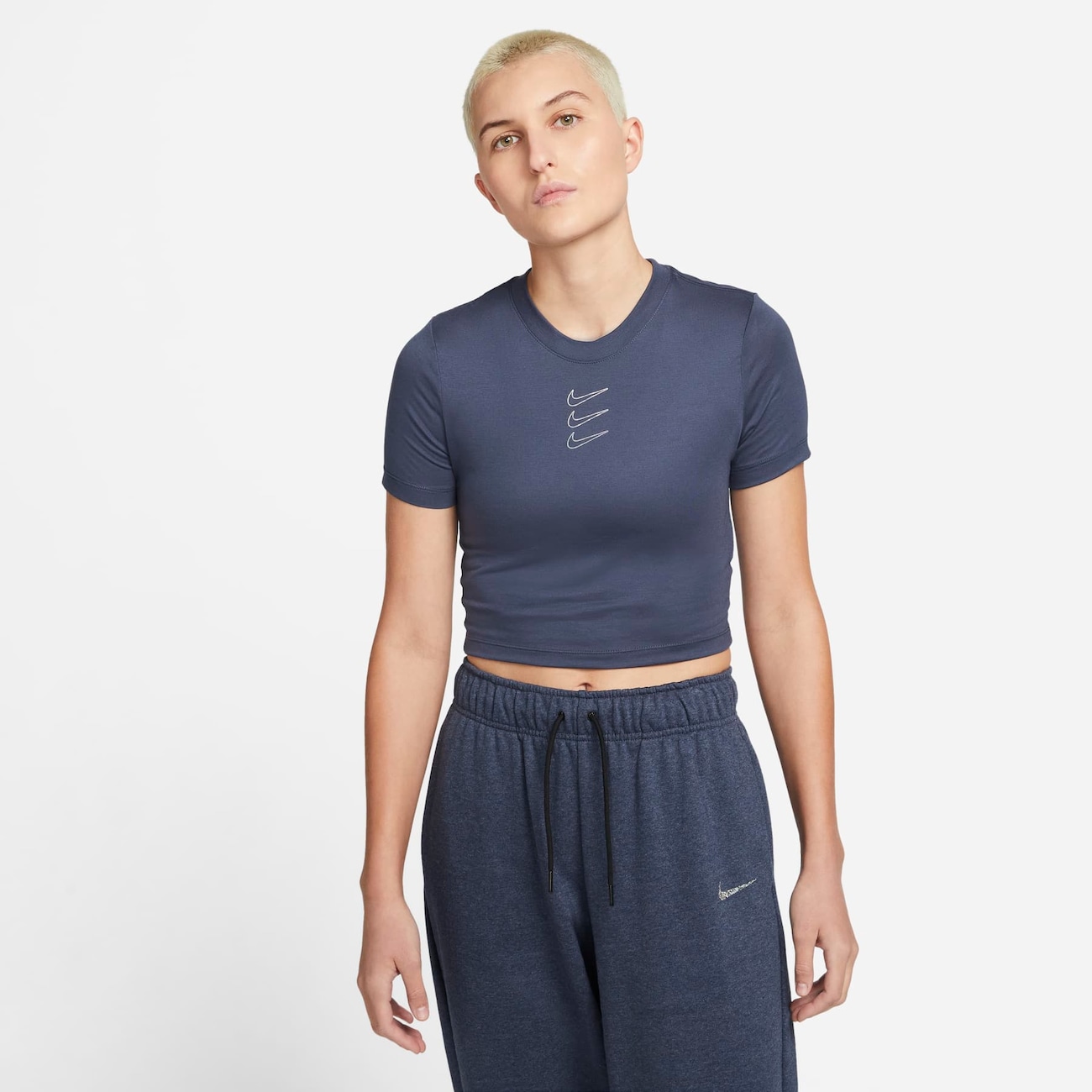 Camiseta Nike Sportswear Feminina