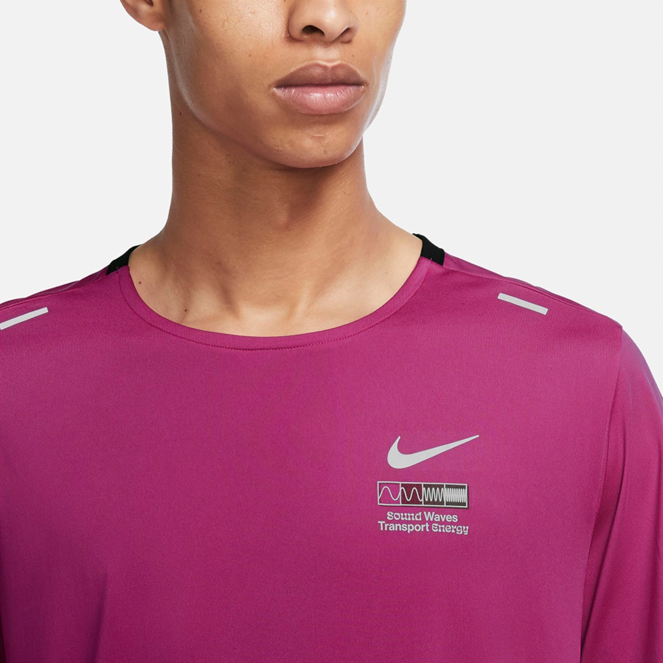 Camiseta Nike Dri-FIT Wild Run Rise 365 Masculina - Foto 3