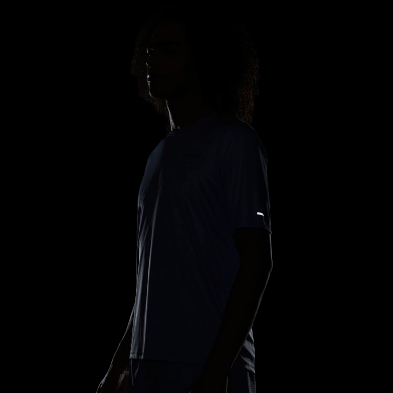 Camiseta Nike Dri-FIT UV Run Division Miler Masculina - Foto 7