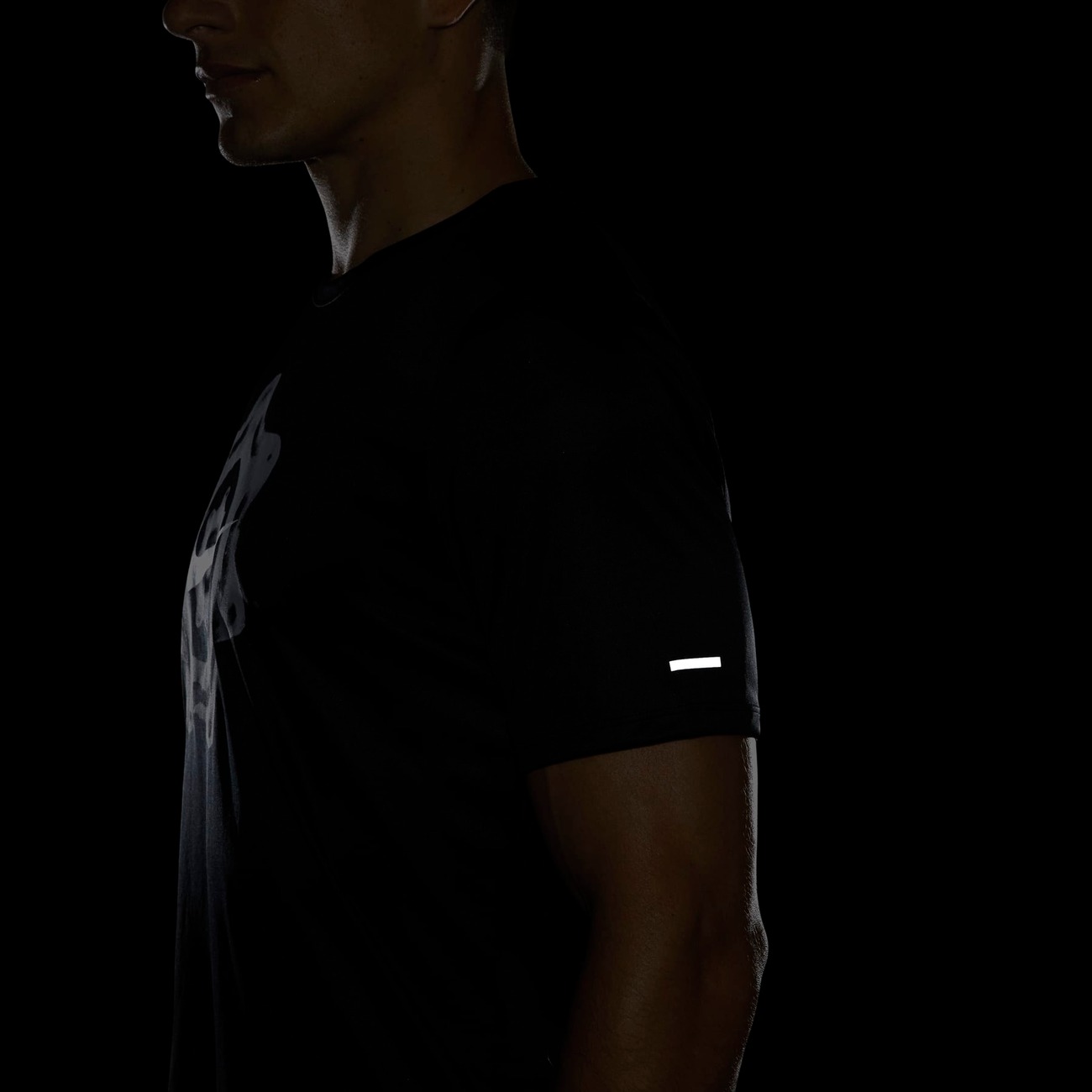 Camiseta Nike Dri-FIT Wild Run Miler Masculina - Foto 8