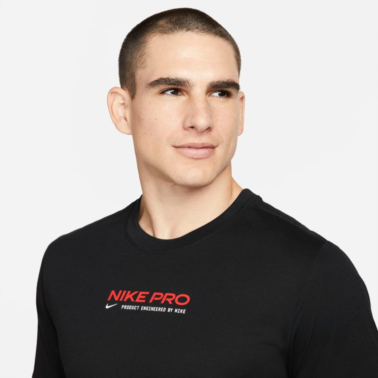 Camiseta Nike Pro Dri-FIT Masculina - Foto 3