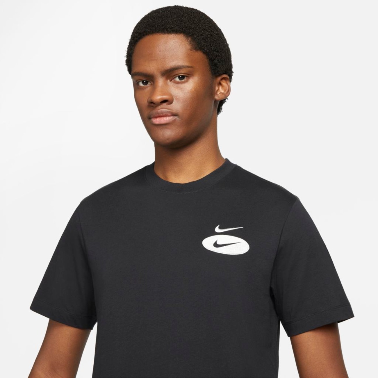 Camiseta Nike Sportswear Swoosh League Masculina - Foto 5
