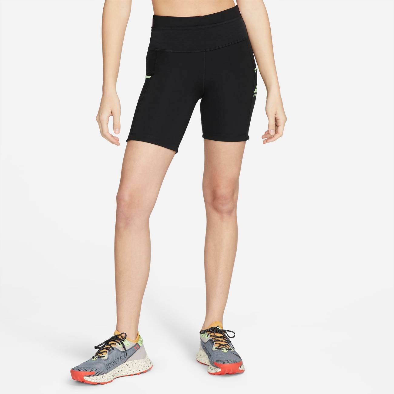 Shorts Nike Dri-FIT Epic Luxe Feminino - Foto 1