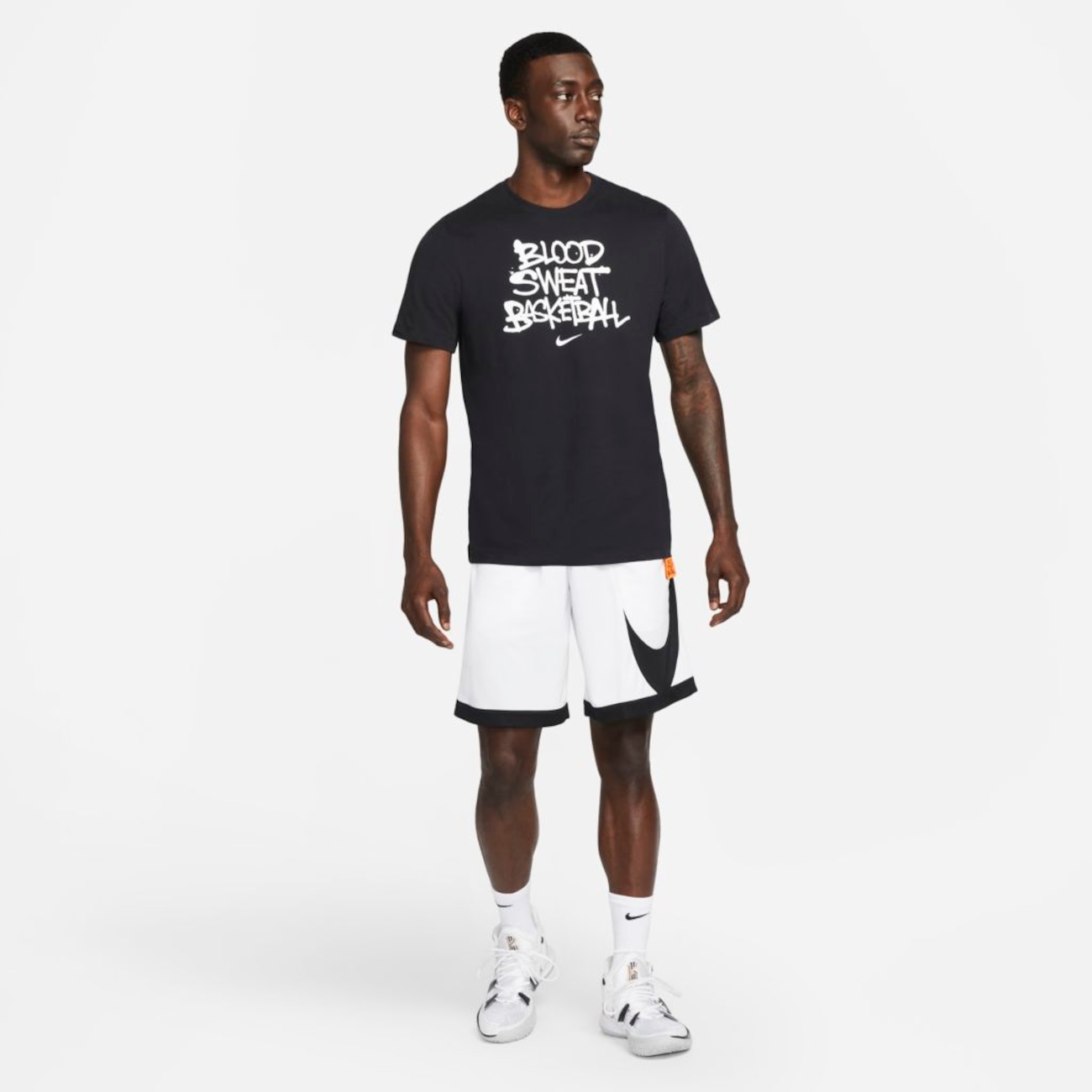 Camiseta Nike Dri-FIT "Blood, Sweat, Basketball" Masculina - Foto 5