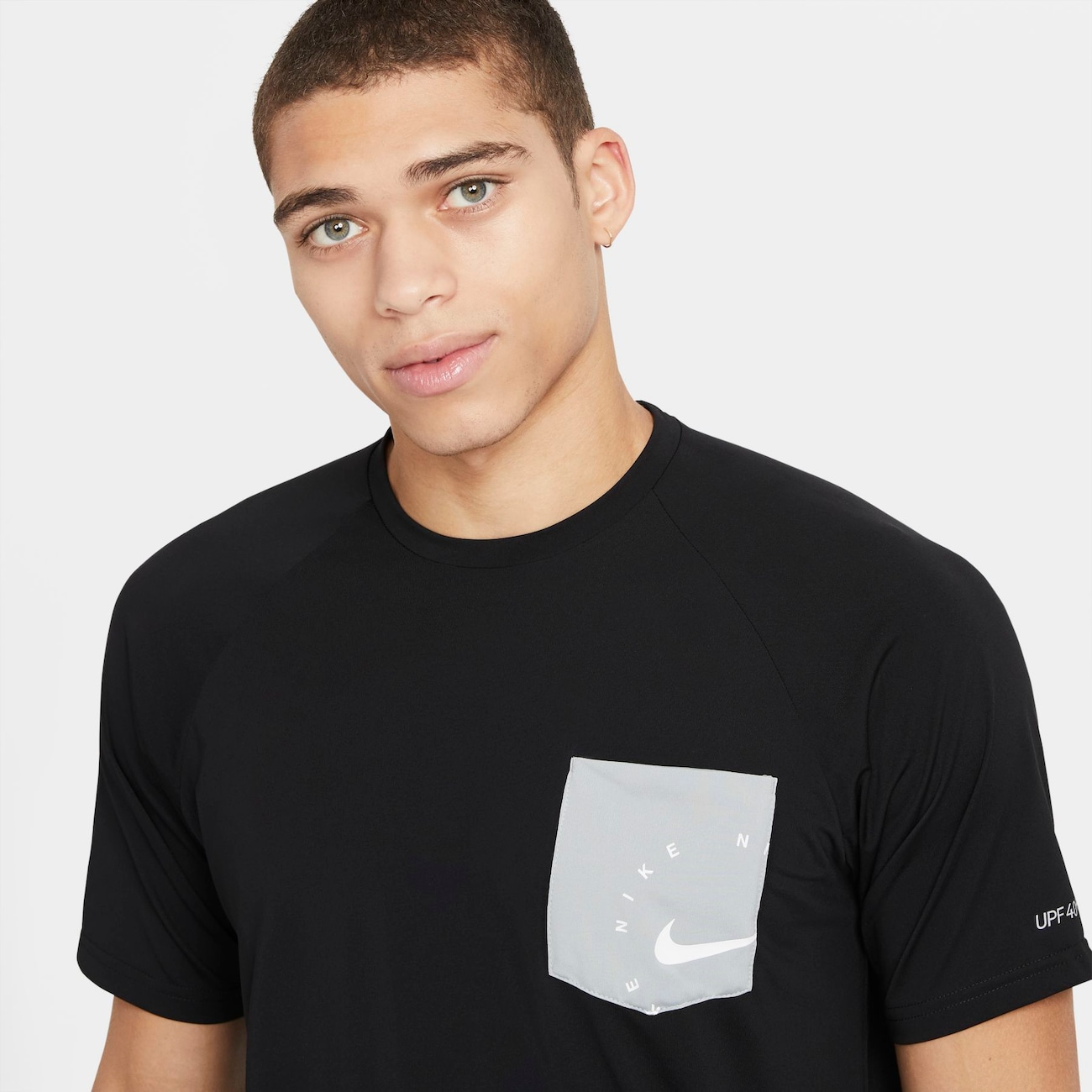 Camiseta Nike Logo Hydroguard UV Masculina - Foto 3