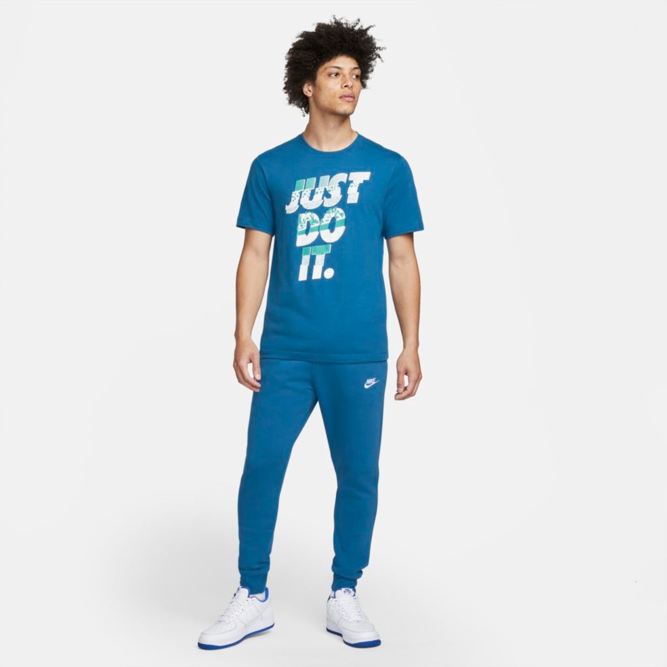 Camiseta Nike Sportswear "Just do It" Masculina - Foto 4