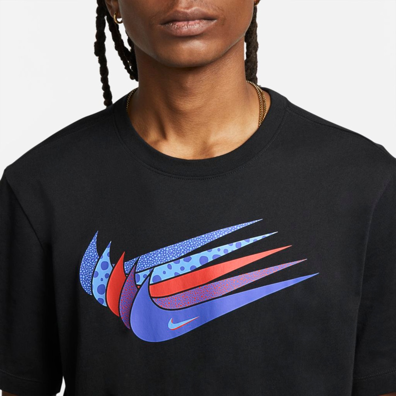 Camiseta Nike Sportswear Swoosh Masculina - Foto 3