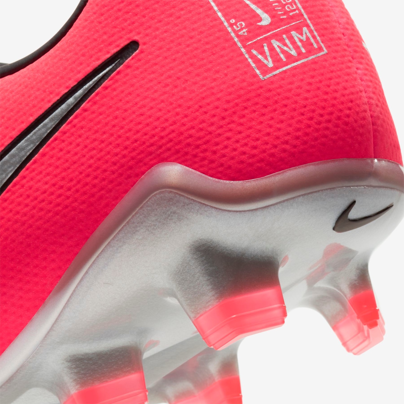 Nike phantom venom cheap pro fg soccer cleats