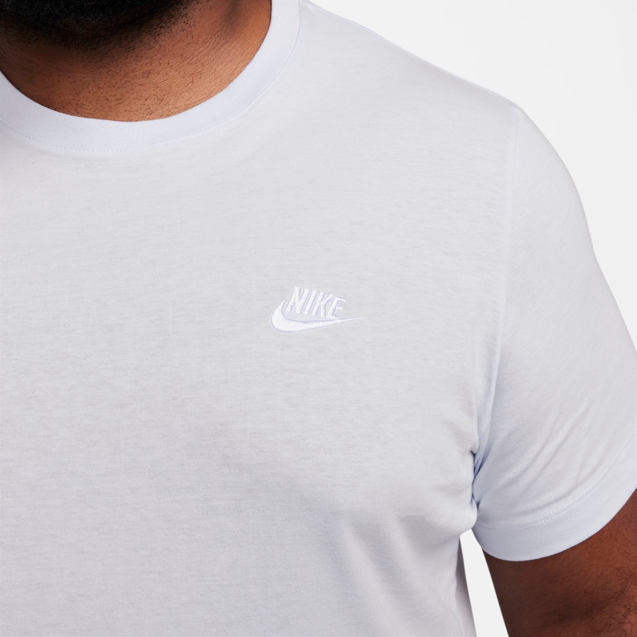 Camiseta Nike Sportswear Club Masculina AR4997 - Mega São José