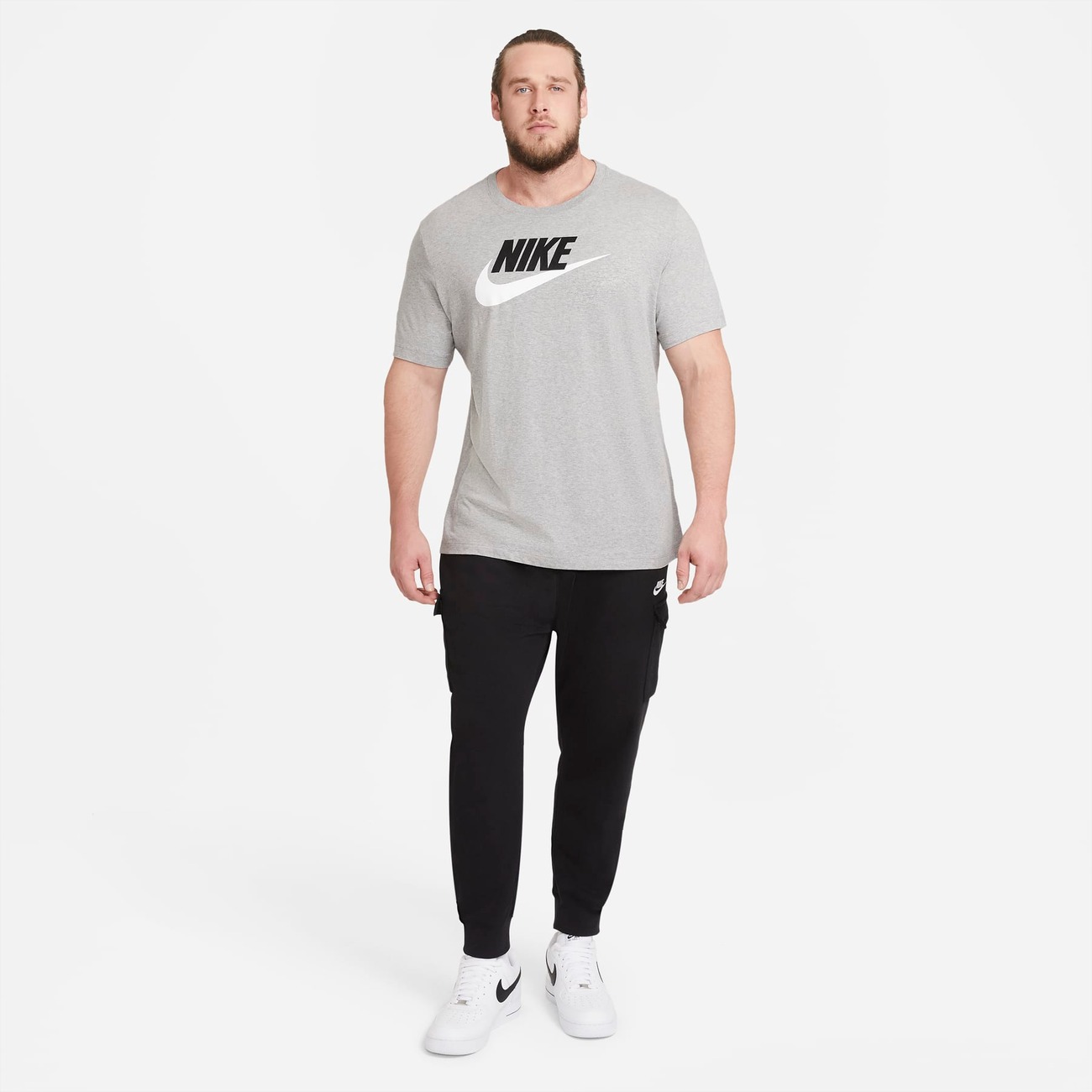 Camiseta Nike Sportswear Masculina - Foto 11