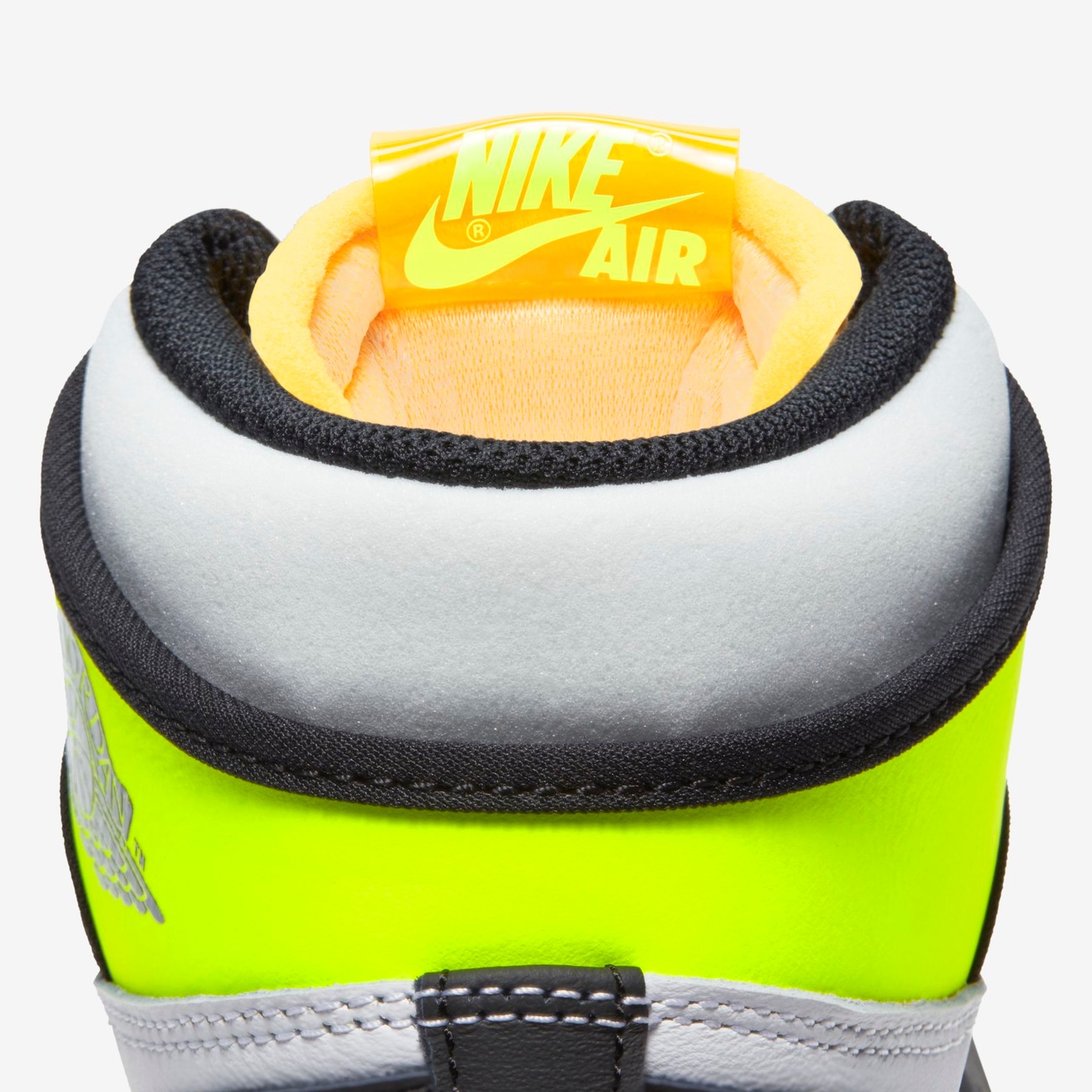 Air Jordan 1 Volt Gold - Nike