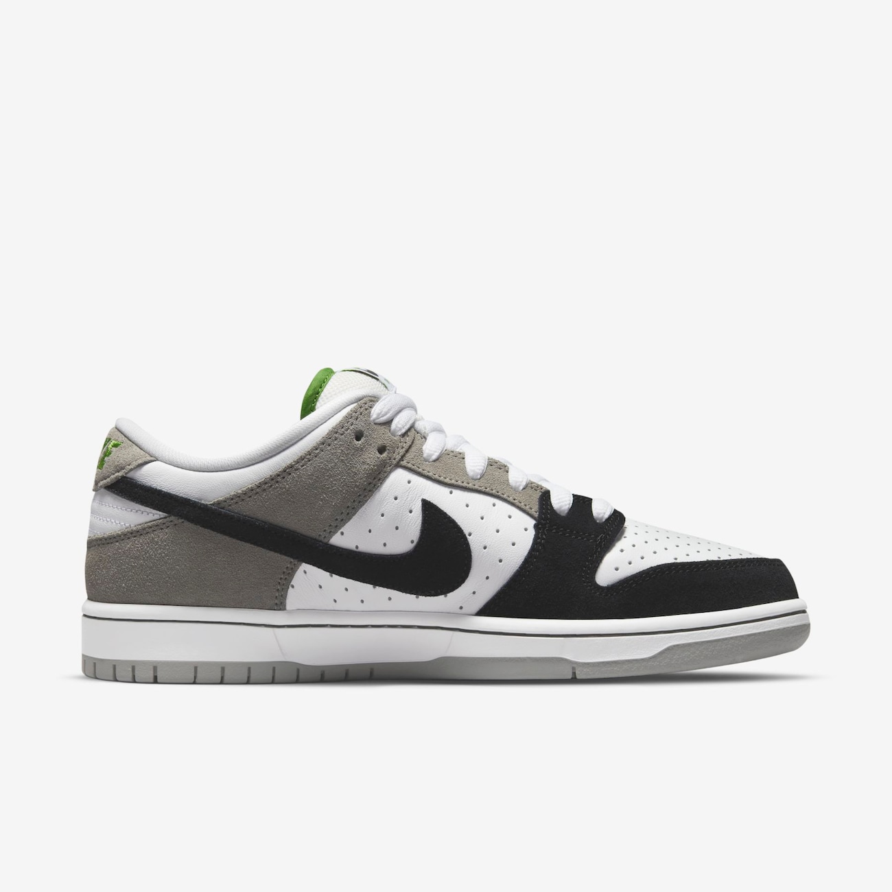 SB Dunk Low Chlorophyll - Nike