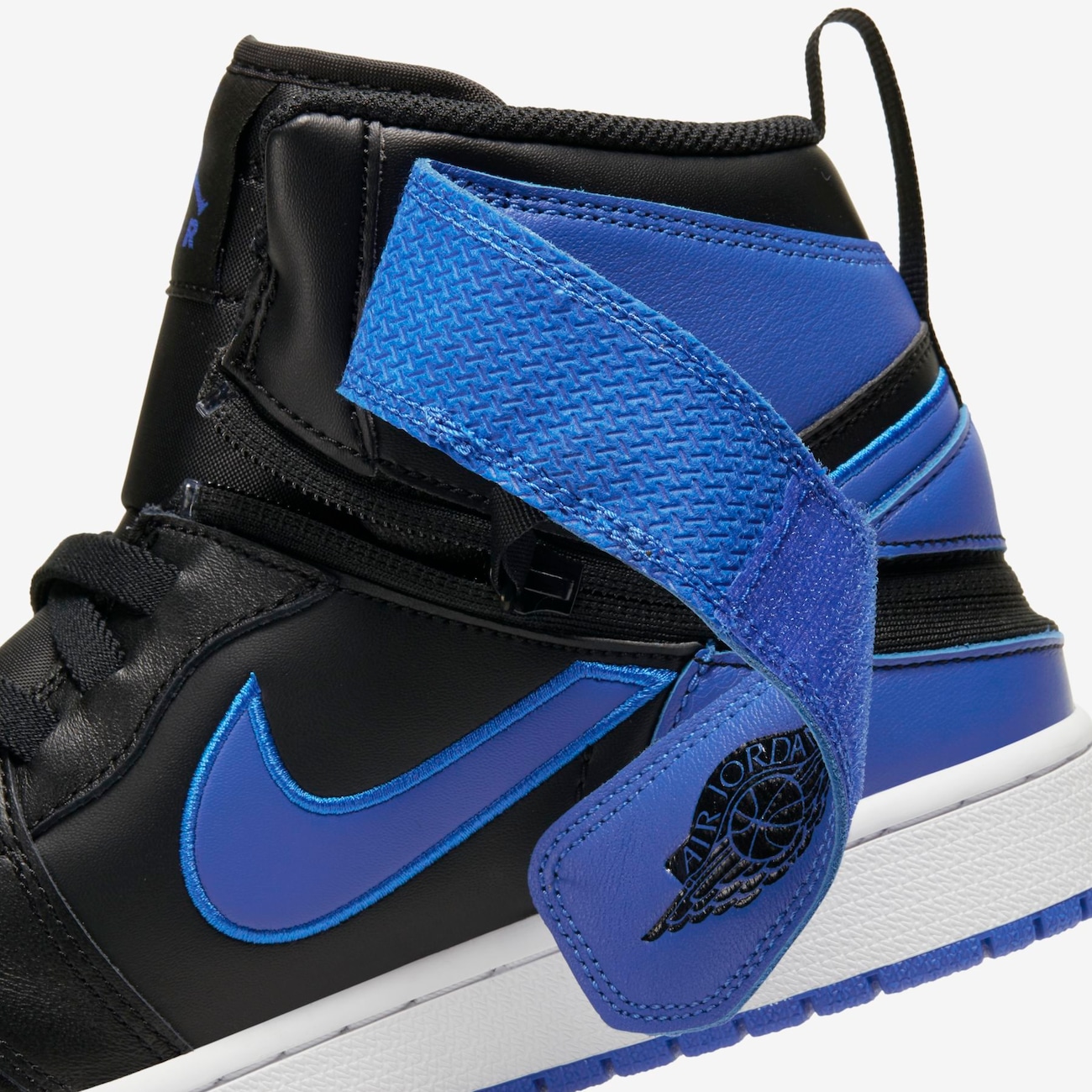 Tênis Air Jordan 1 Hi FlyEase Masculino - Nike