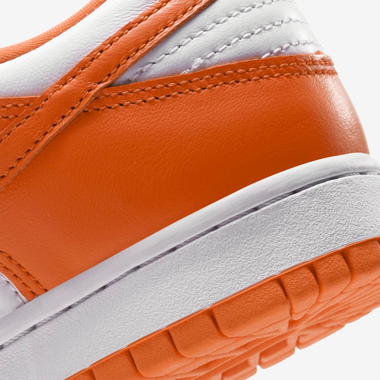 Dunk Low Orange Blaze - Nike