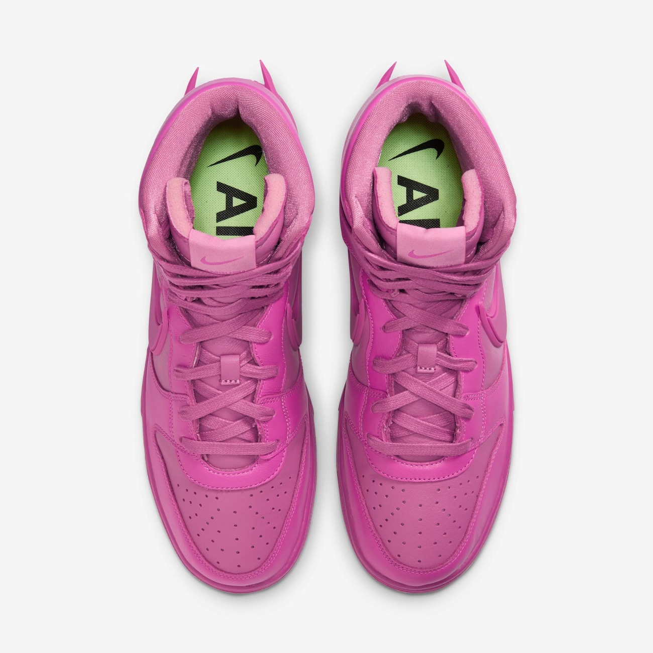 Dunk High x AMBUSH Cosmic Fuchsia - Nike