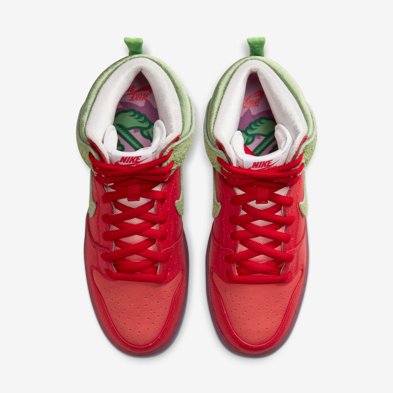 SB Dunk High Pro Strawberry - Nike