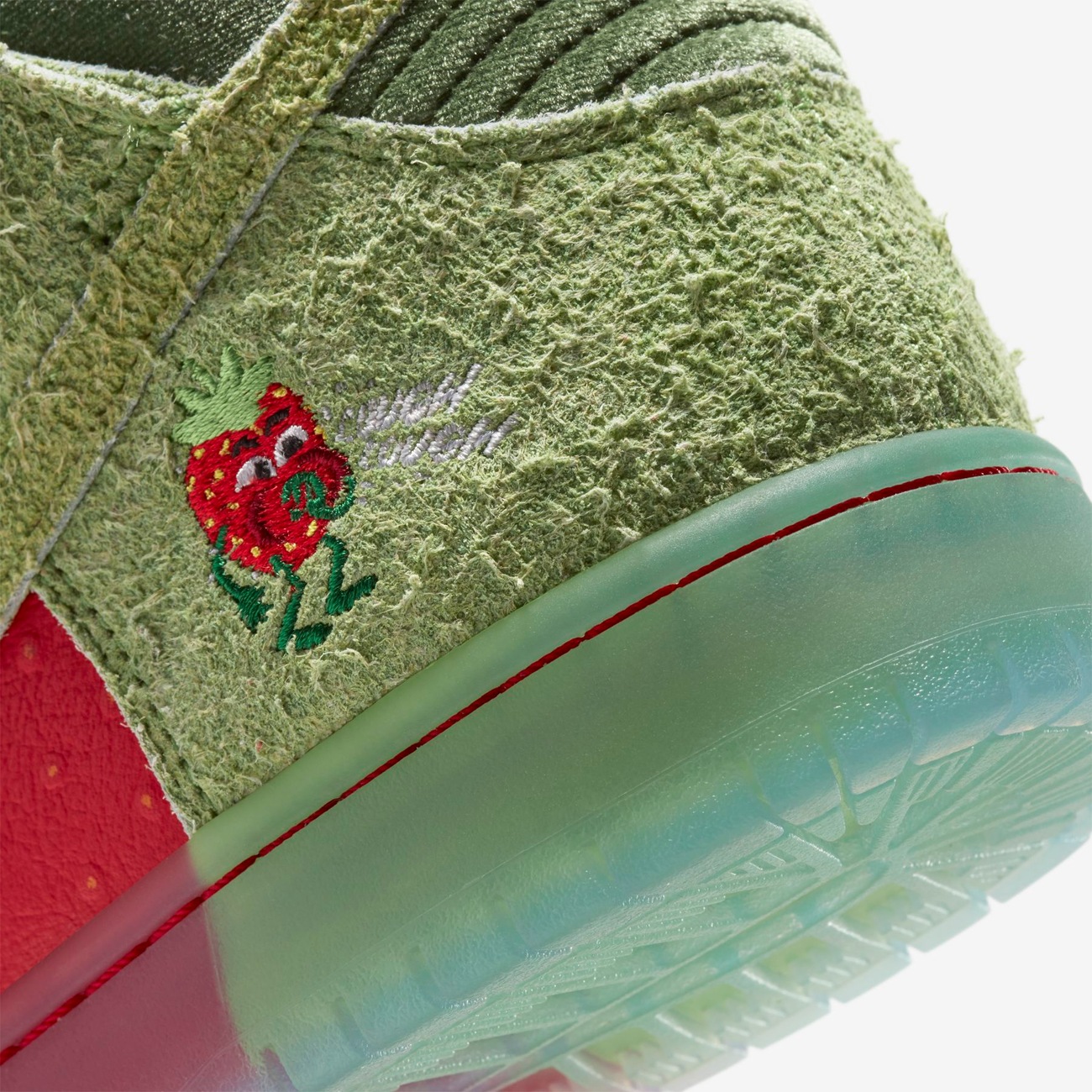 SB Dunk High Pro Strawberry - Nike SB Dunk High Pro Strawberry - Nike